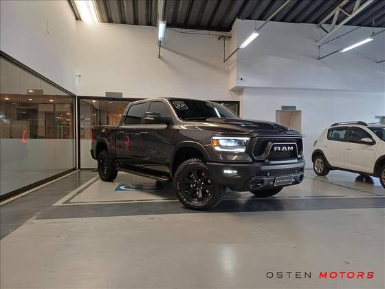 RAM 1500 5.7 V8 GASOLINA REBEL CD 4X4 AUTOMÁTICO RAM 1500 5.7 V8 GASOLINA REBEL CD 4X4 AUTOMÁTICO